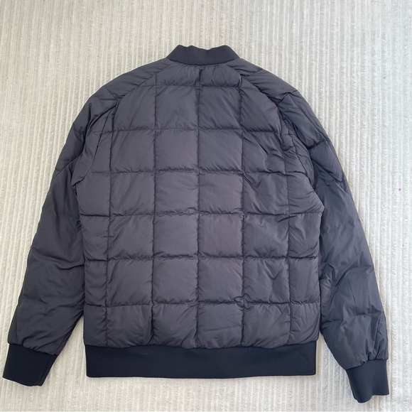 Lululemon About-Face Insulated Bomber Reversible Down Puffer Jacket - Picture 7 of 11